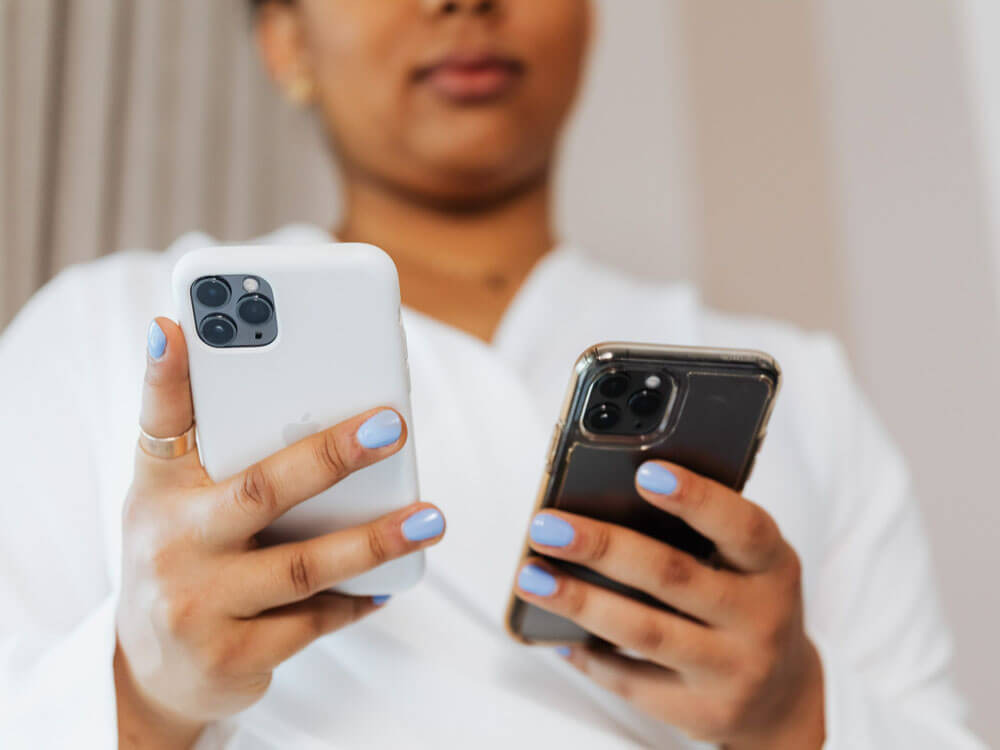 Giải đáp: 1 eSIM có dùng được 2 máy không? 6 Các dòng iPhone dùng được eSIM