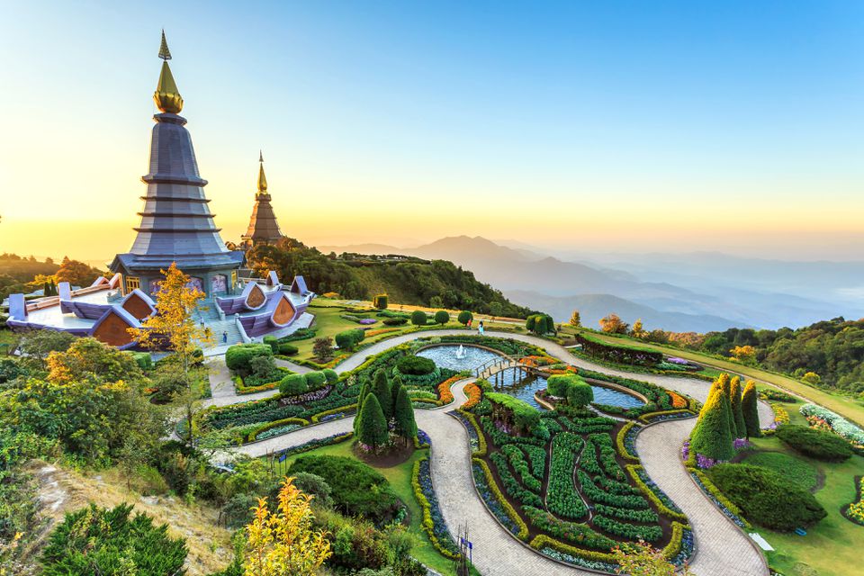 Đi Chiang Mai tháng mấy đẹp nhất? Kinh nghiệm du lịch Chiang Mai chi tiết từ A-Z 6 Chiang Mai ở đâu? Có gì đặc biệt thu hút du khách?